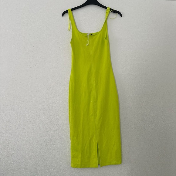 Zara Bodycon lime Green Midi Dress w/ Slit - Picture 4 of 4